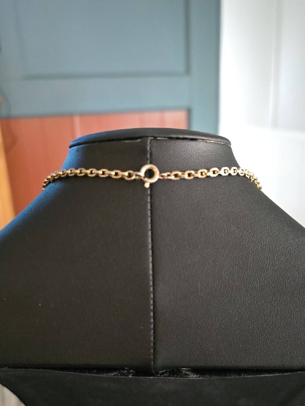 FLASH SALE!! Gold-Tone Cameo Pendant Necklace - Black Cameo - Picture 9 of 11